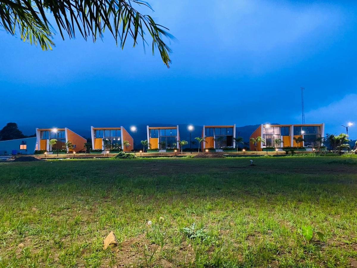 Mountain N Lake Resort อิกัตปุรี ภายนอก รูปภาพ